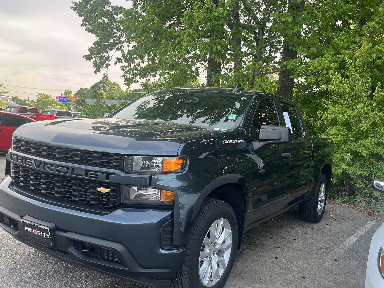 Used 2021 Chevrolet Silverado 1500 Custom AWD/4WD image 1