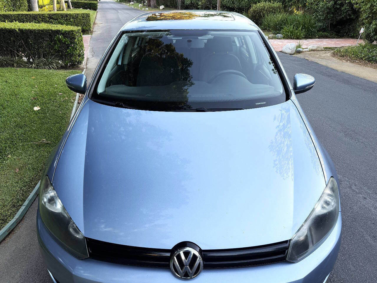 Used 2010 Volkswagen Golf 4-Door image 11