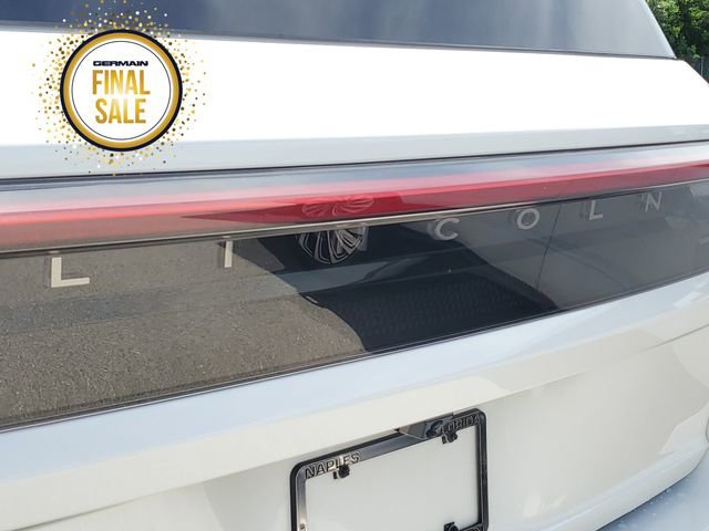 New 2025 Lincoln Navigator Reserve image 14