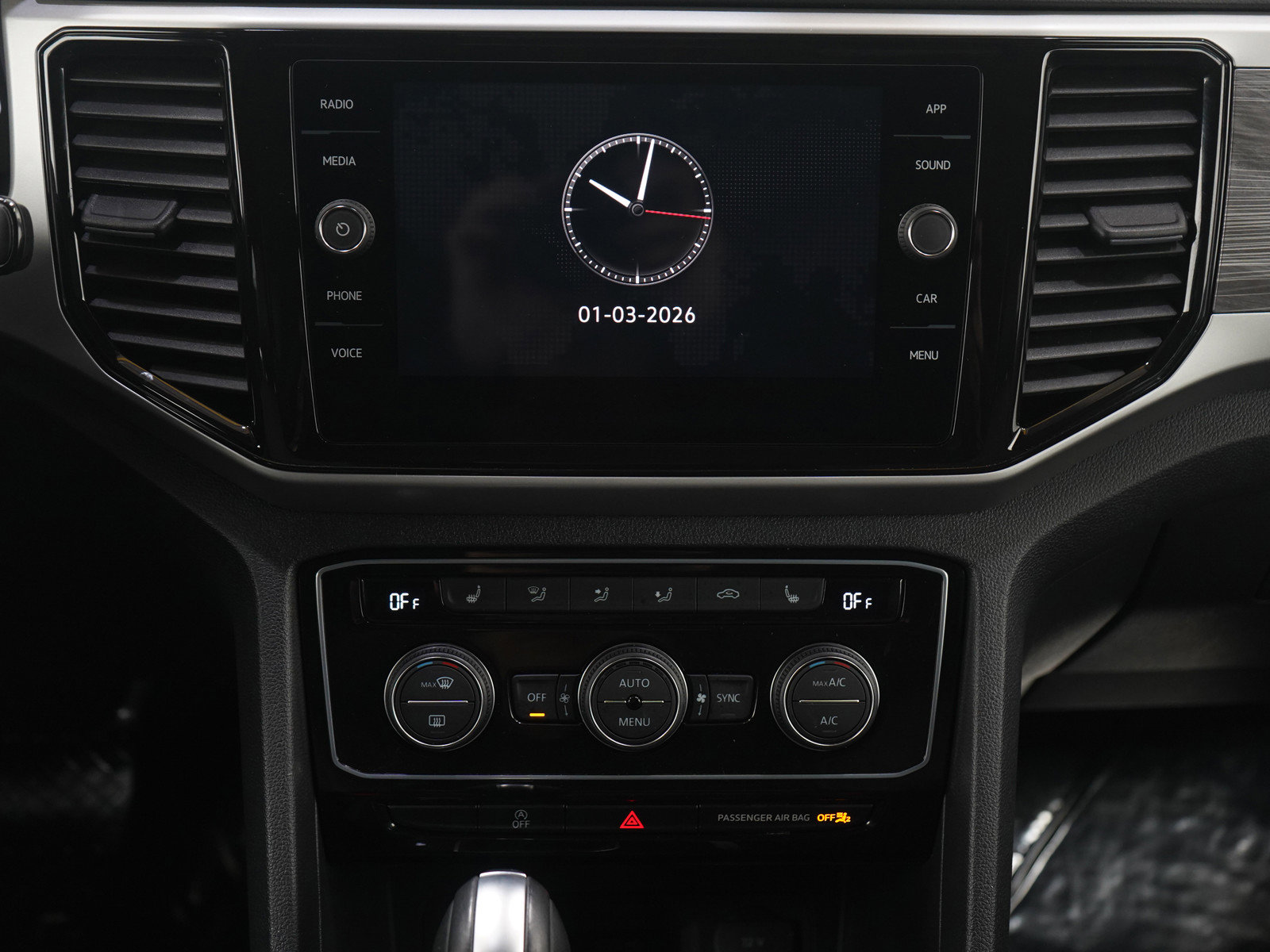 Used 2023 Volkswagen Atlas Cross Sport SE image 17