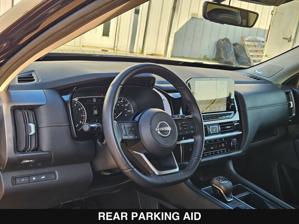 Used 2024 Nissan Pathfinder SL w/ SL Premium Package FWD image 13