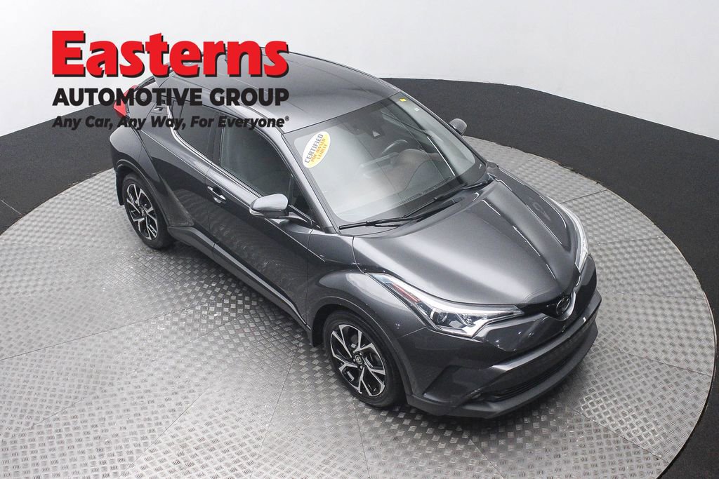 Used 2019 Toyota C-HR Limited FWD image 3