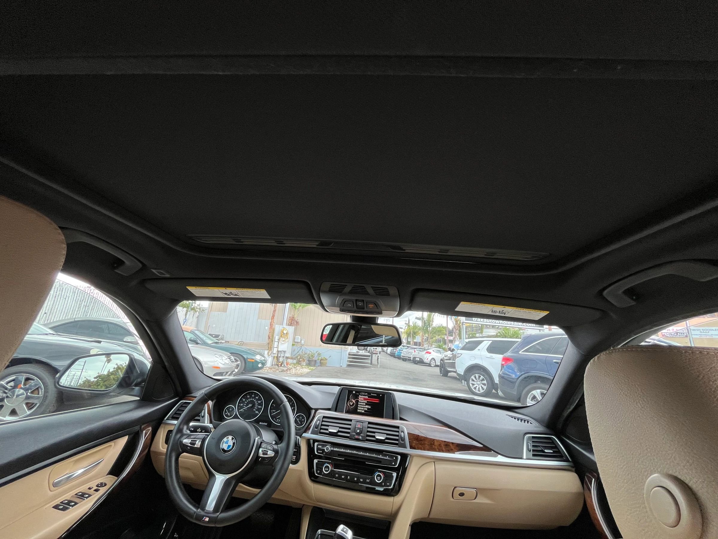 Used 2017 BMW 320i Sedan image 16