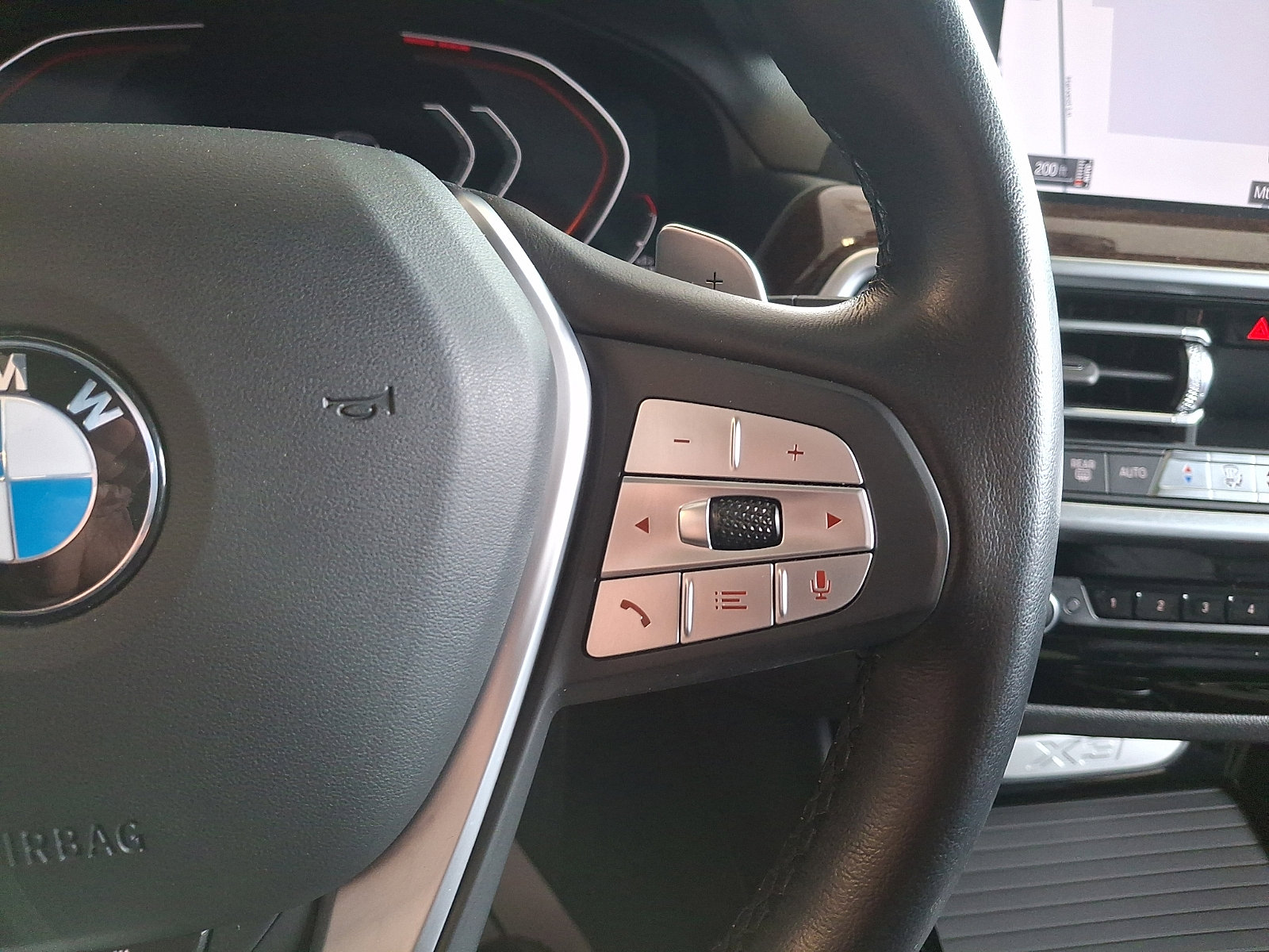 Used 2023 BMW X3 xDrive30i w/ Convenience Package image 21