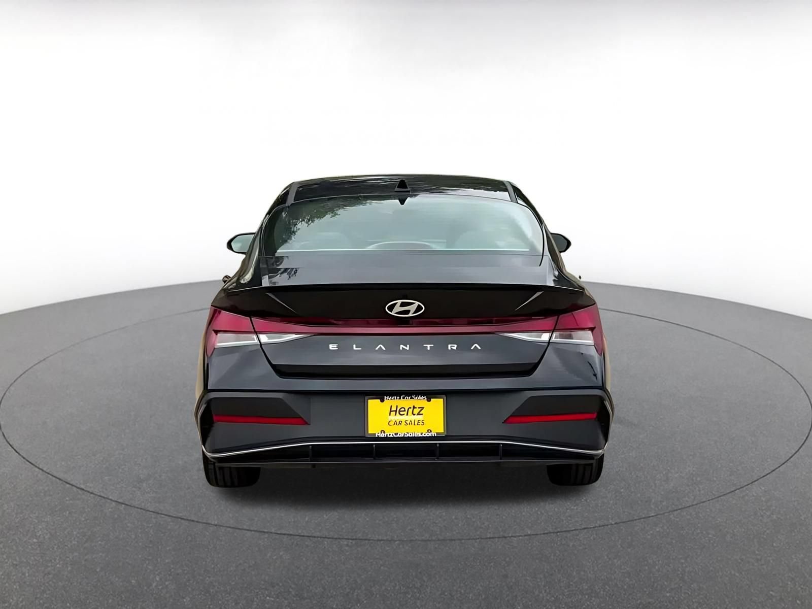 Used 2026 Hyundai Elantra Sport FWD image 12