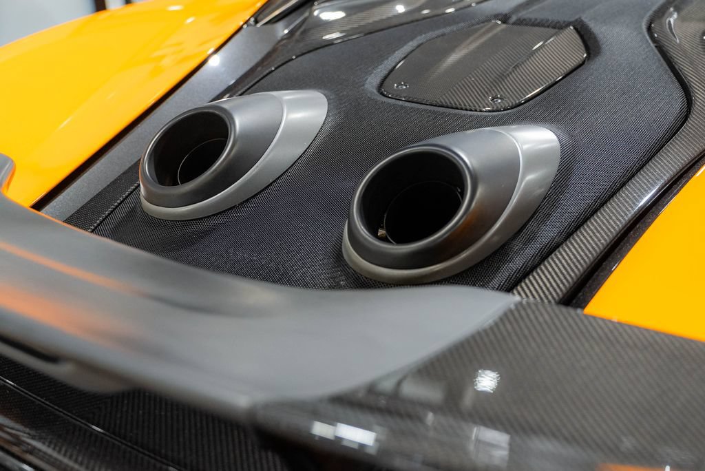 Used 2019 McLaren 600LT RWD image 37