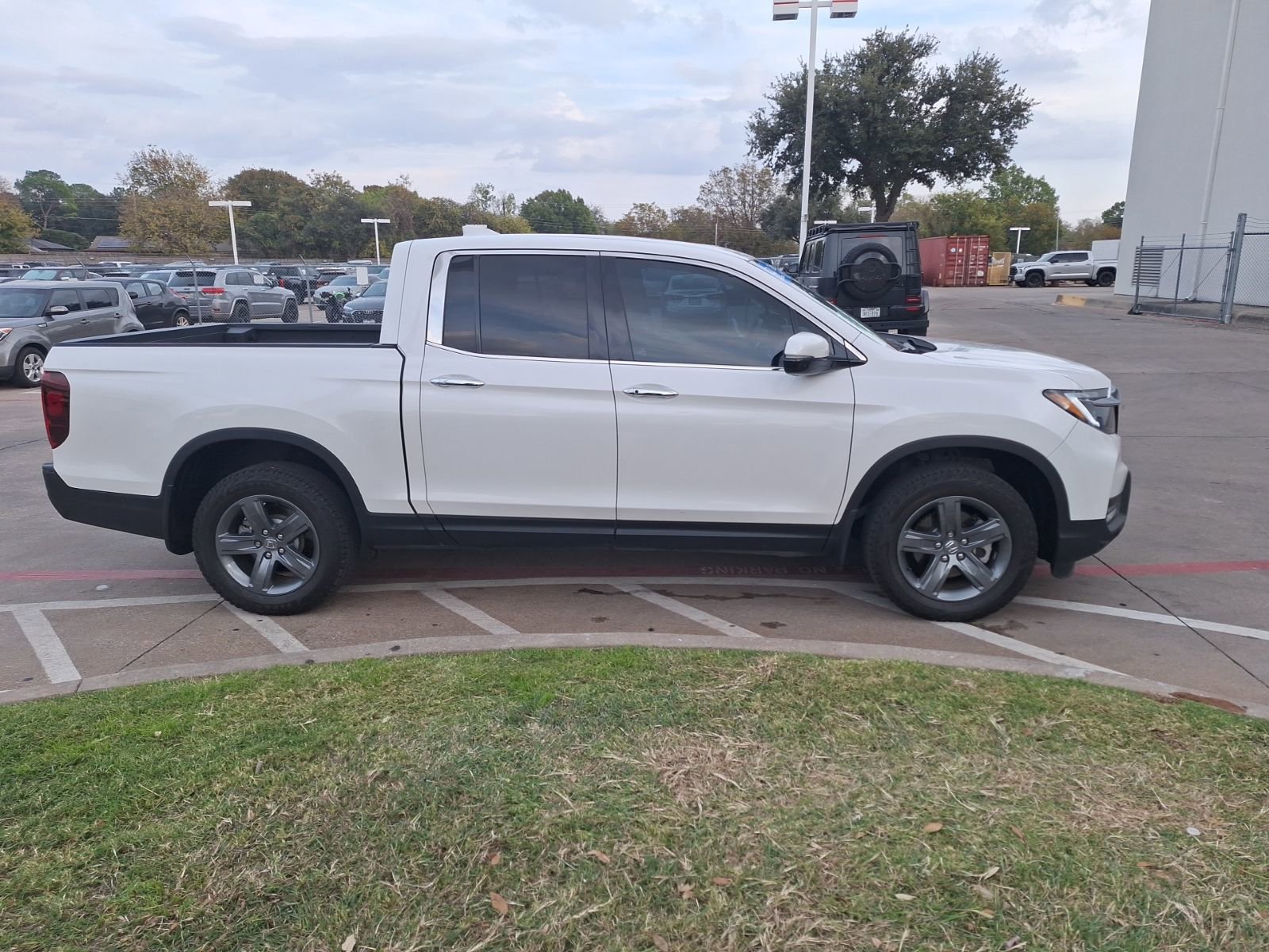 Used 2023 Honda Ridgeline RTL-E image 7
