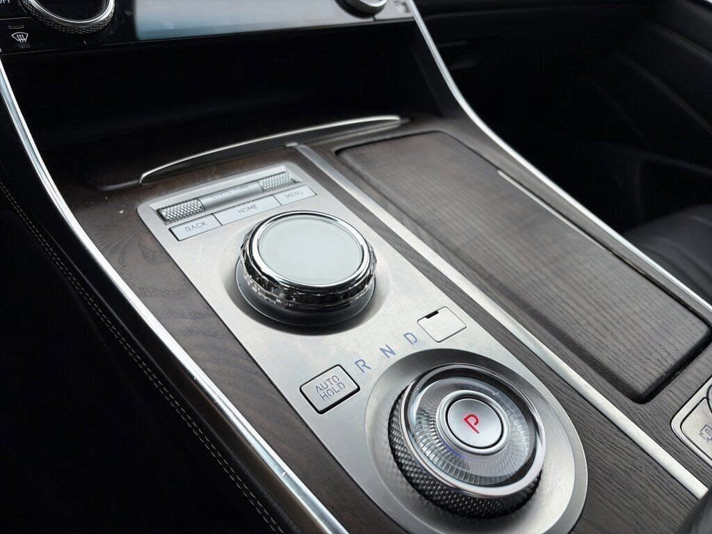 Used 2024 Genesis GV80 2.5T image 18