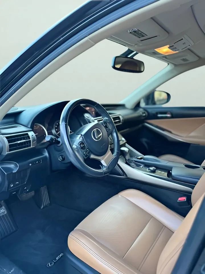 Used 2014 Lexus IS 250 w/ Luxury Package w/Brown Wood RWD image 14