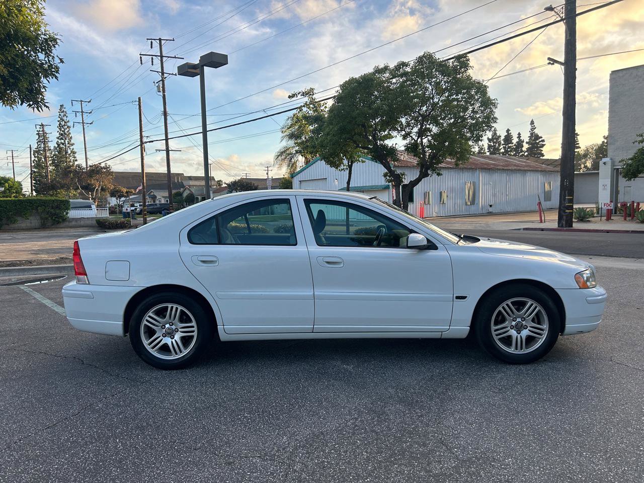 Used 2005 Volvo S60 2.5T image 6