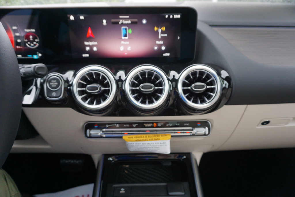 Certified 2026 Mercedes-Benz GLA 250 image 34