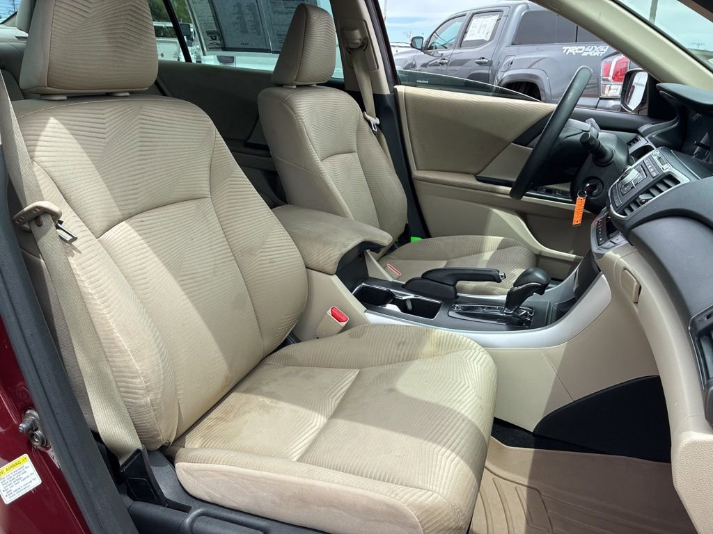 Used 2015 Honda Accord LX image 12
