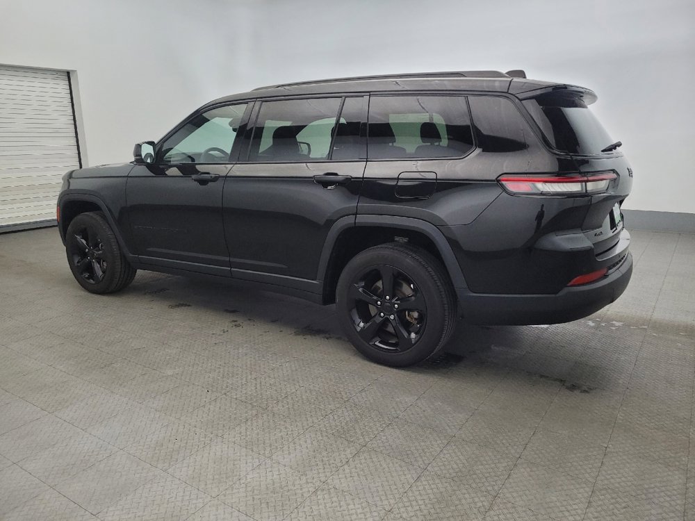 Used 2023 Jeep Grand Cherokee L Laredo AWD/4WD image 3