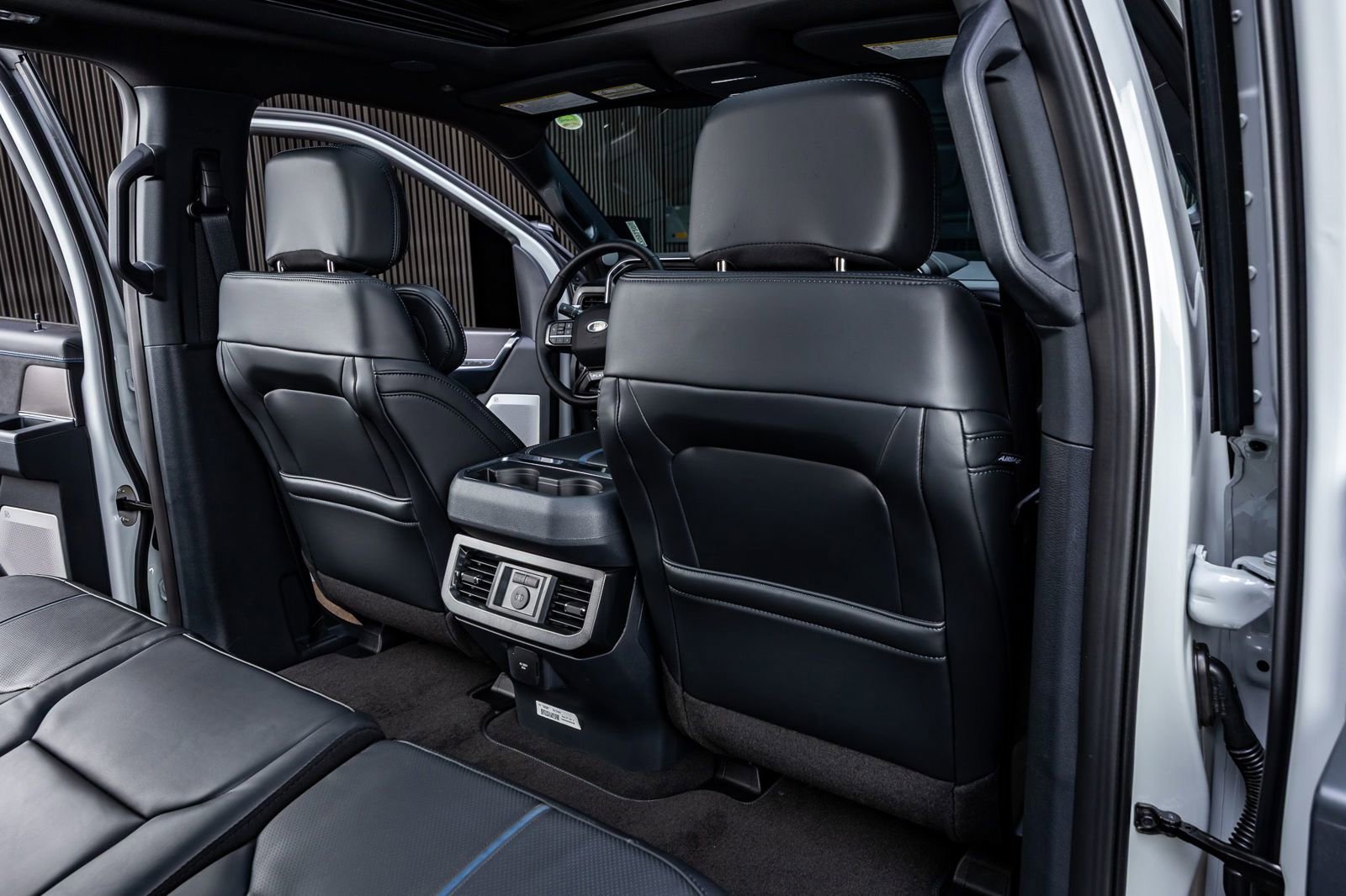 Used 2026 Ford F250 Platinum image 32