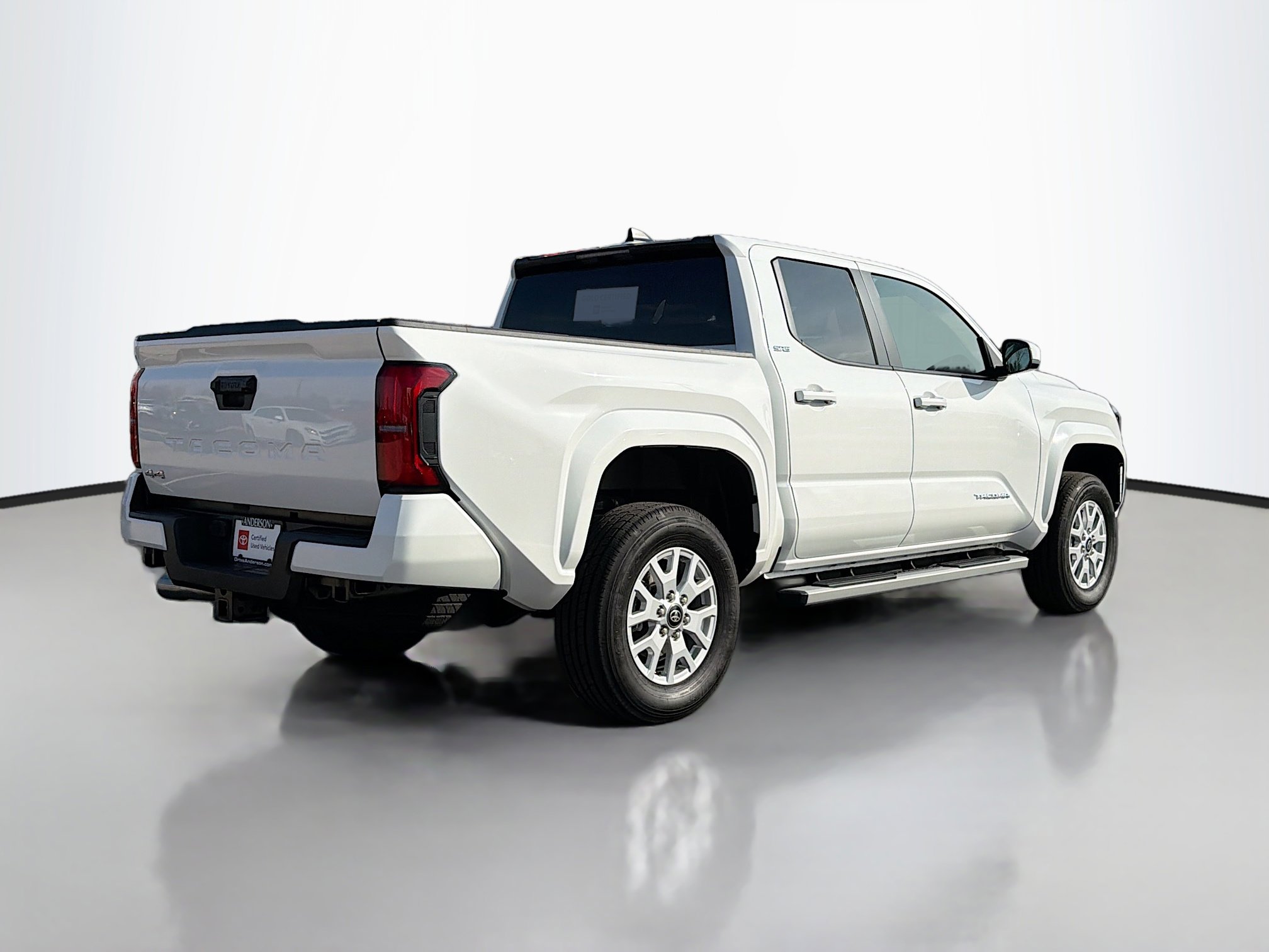 Certified 2025 Toyota Tacoma SR5 image 2