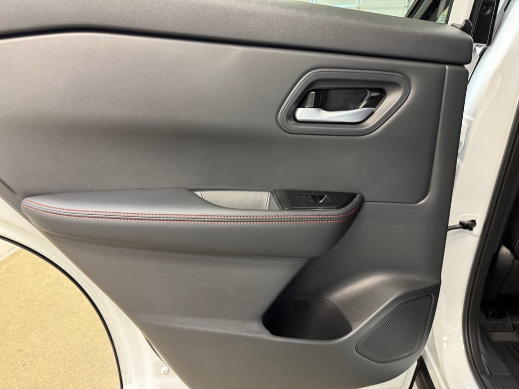 New 2026 Nissan Rogue SV AWD/4WD image 15