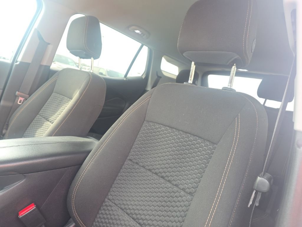 Used 2020 GMC Terrain SLE FWD image 41