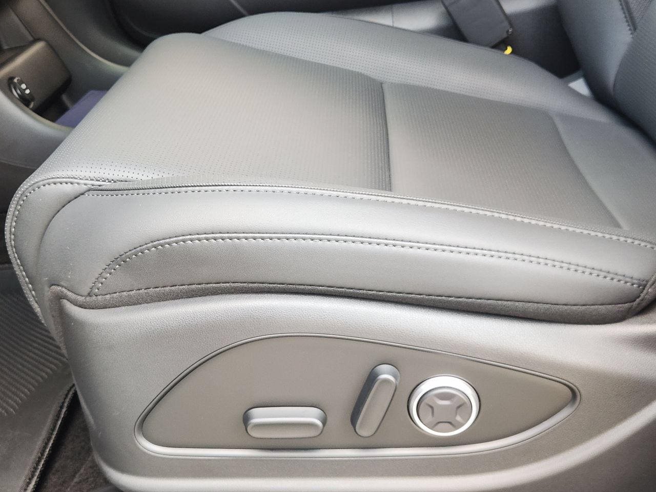 New 2027 Hyundai Palisade SEL Premium FWD image 24