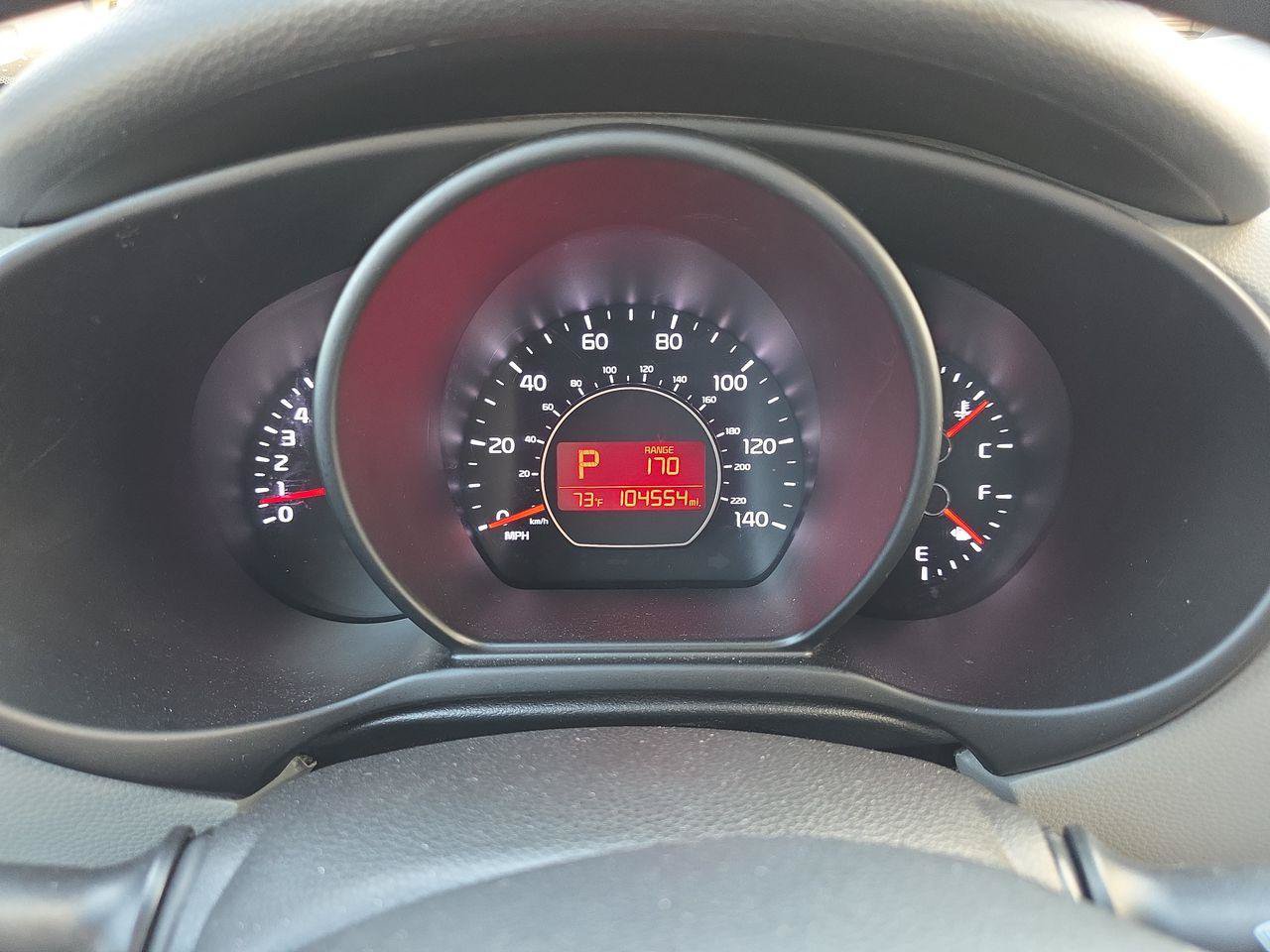 Used 2016 Kia Soul + FWD image 11