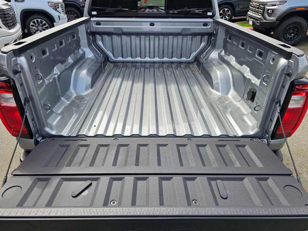 New 2026 GMC Canyon Elevation image 13