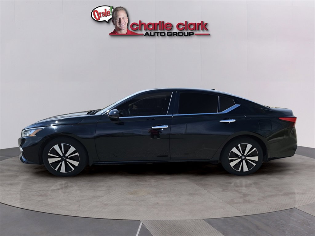 Used 2020 Nissan Altima 2.5 SV image 3
