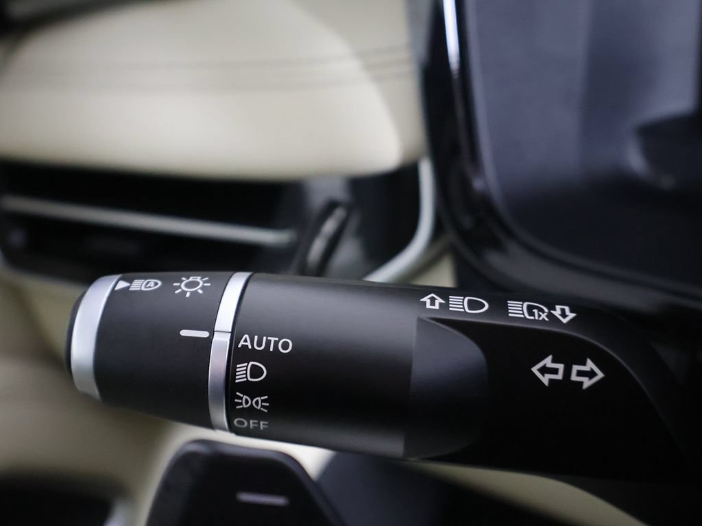 Used 2023 INFINITI QX60 Luxe w/ Performance Audio Package AWD/4WD image 48
