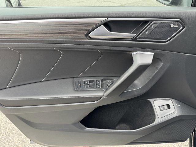 Certified 2023 Volkswagen Tiguan SEL R-Line image 26