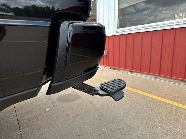 Used 2025 RAM 3500 Laramie image 14