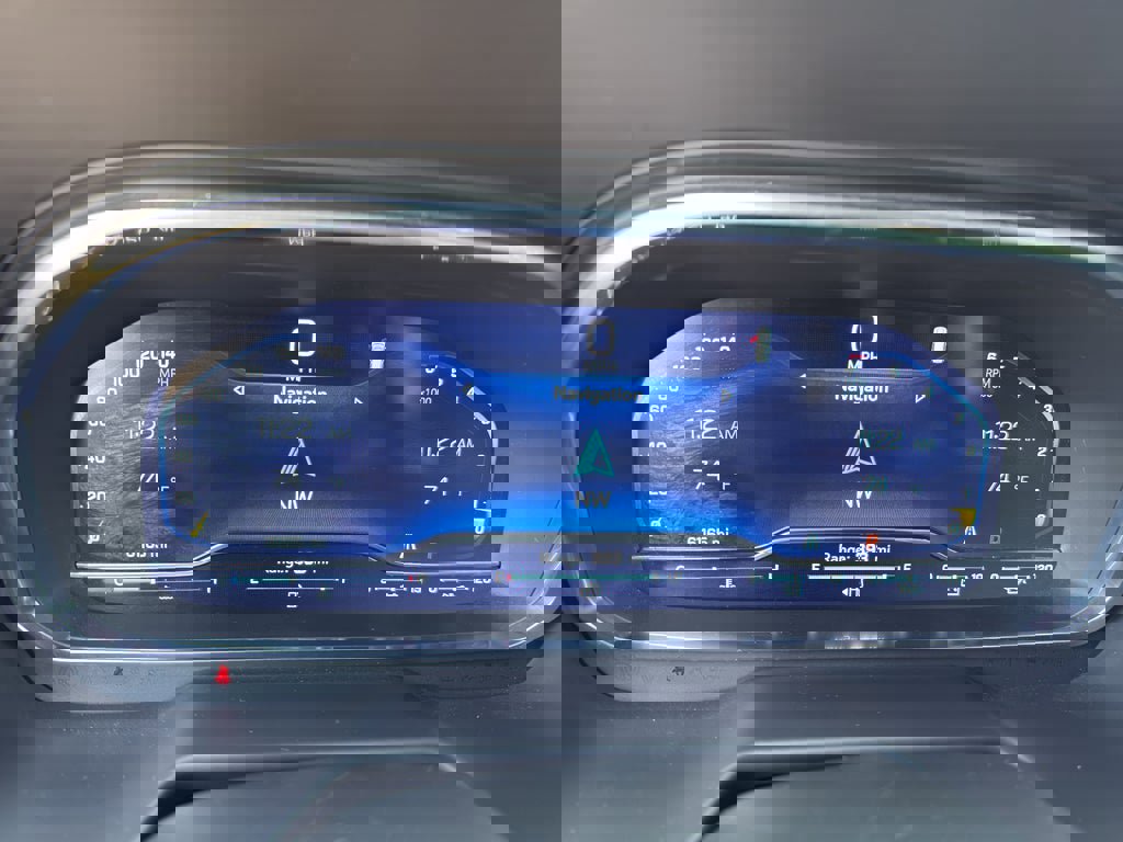 Used 2024 Chevrolet Suburban LT image 22