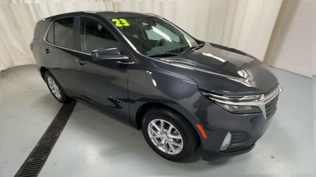 Used 2023 Chevrolet Equinox LT image 2