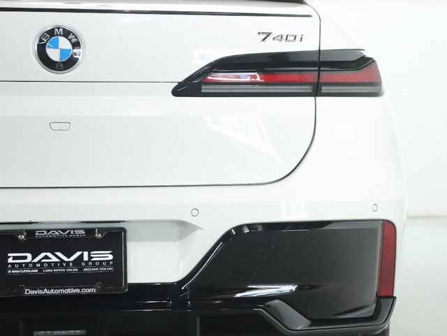 Used 2026 BMW 740i xDrive AWD/4WD image 46