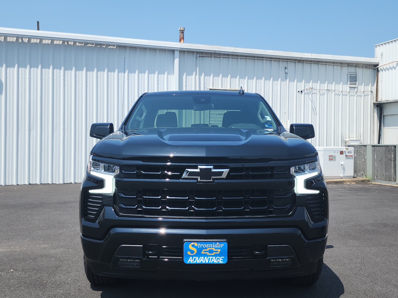 New 2026 Chevrolet Silverado 1500 RST w/ Z71 Off-Road Package AWD/4WD image 8
