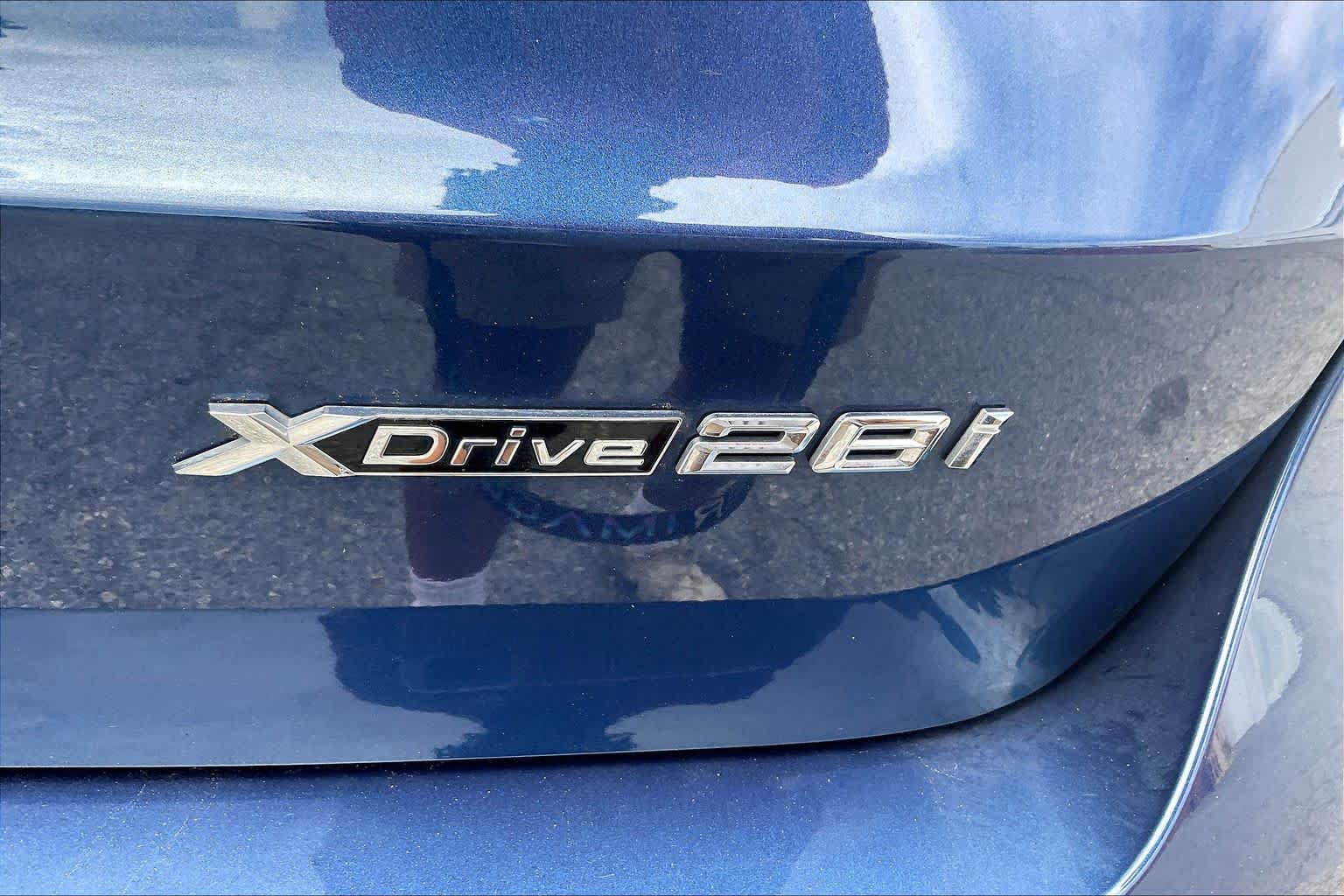 Certified 2025 BMW X1 xDrive28i AWD/4WD image 9
