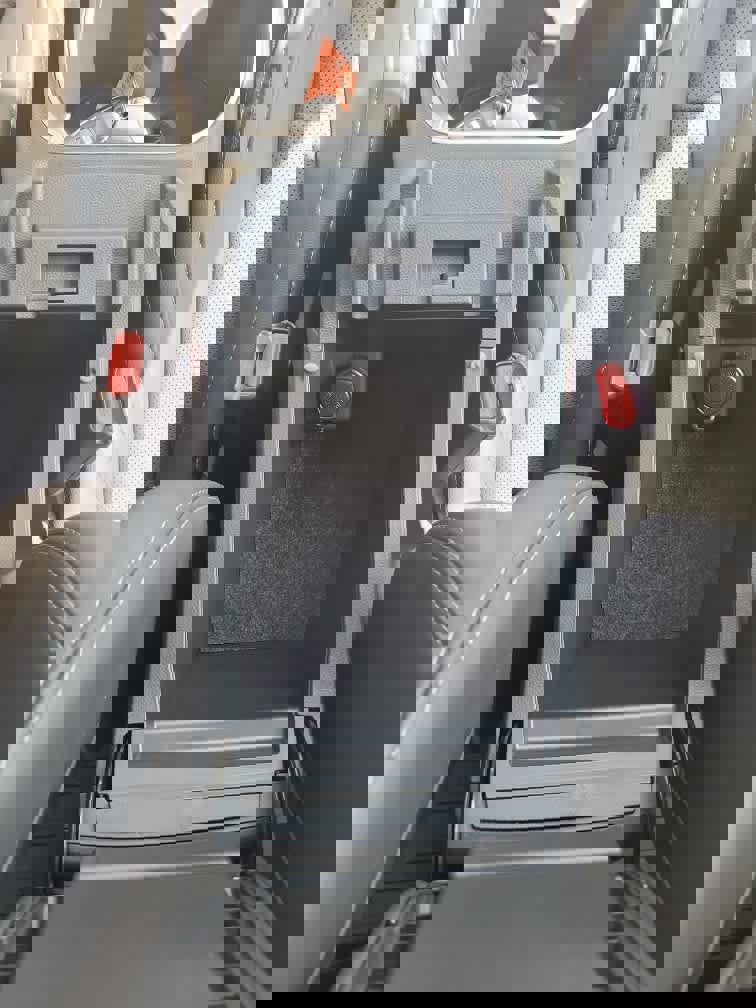 Certified 2025 Subaru Legacy Limited image 21