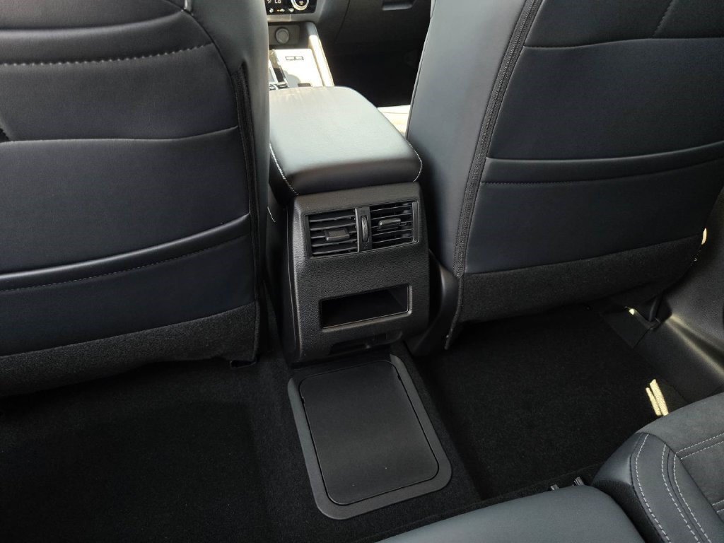 New 2026 Nissan Rogue SL AWD/4WD image 14