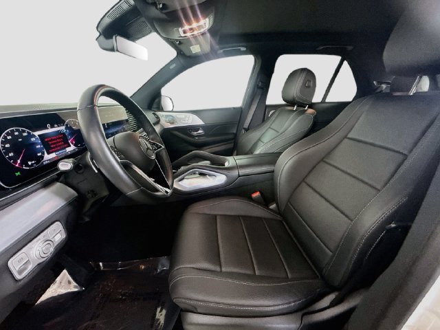 Used 2026 Mercedes-Benz GLE 350 4MATIC w/ Driver Assistance Package image 21