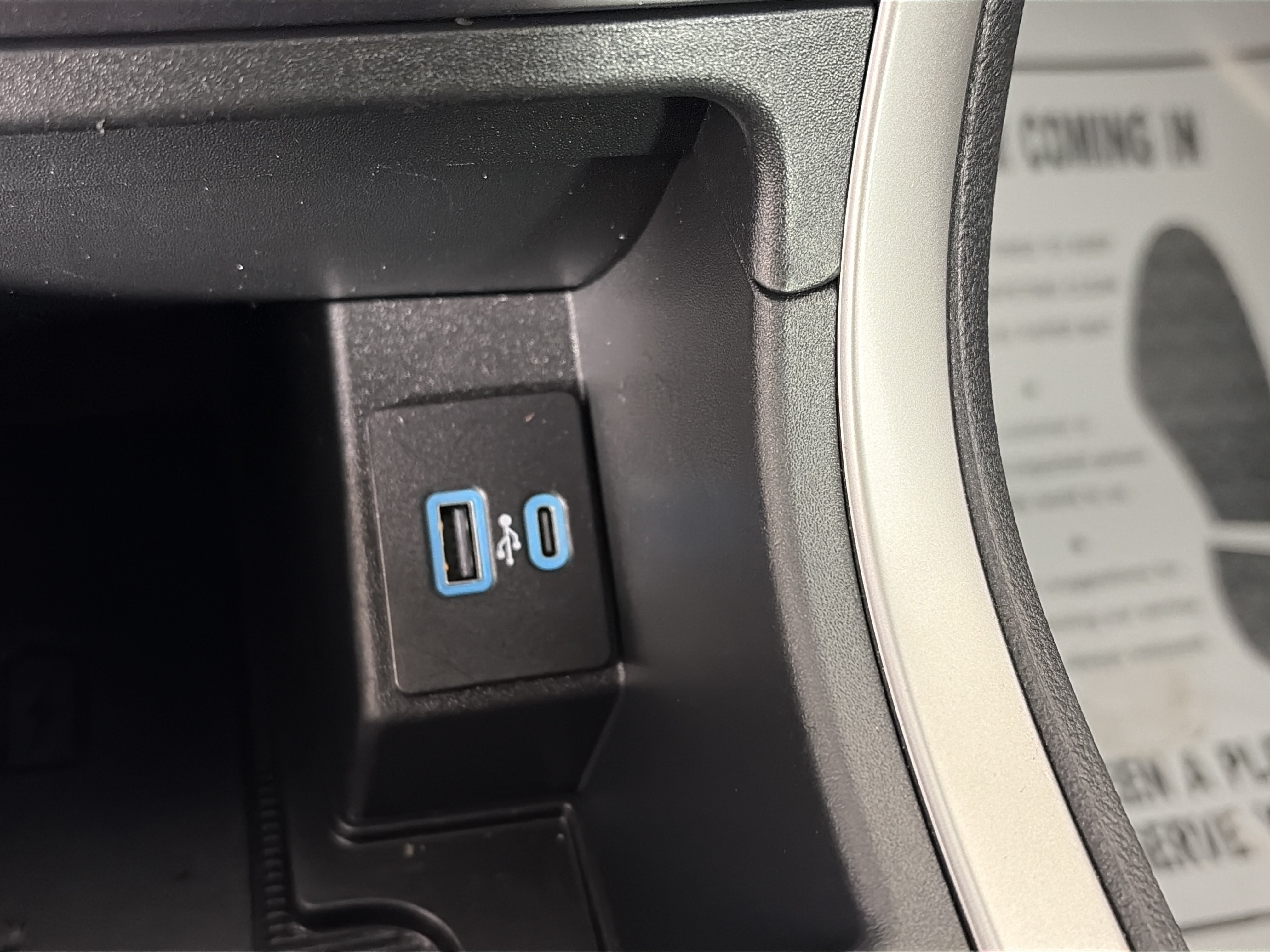 Used 2024 Ford Edge SEL w/ Convenience Package AWD/4WD image 24