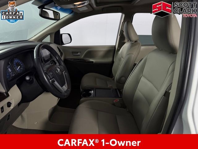 Used 2017 Toyota Sienna XLE image 38
