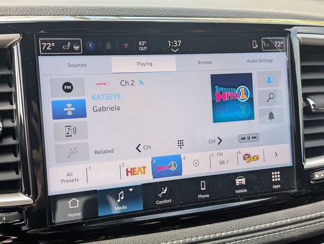 New 2026 Chrysler Pacifica Select image 18
