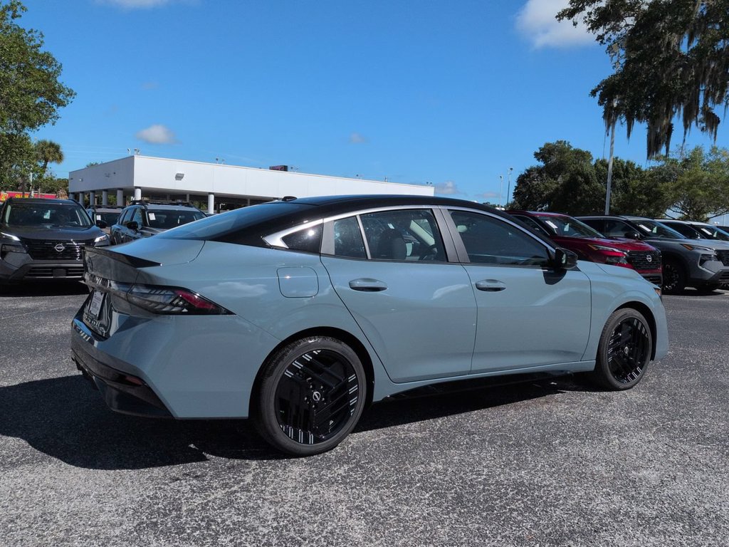New 2027 Nissan Sentra SR w/ Floor Mat Package FWD image 4
