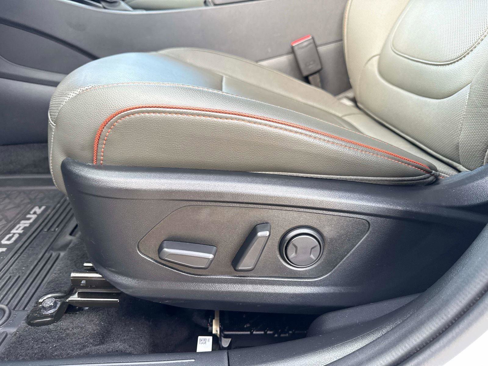 Used 2024 Hyundai Santa Cruz Limited AWD/4WD image 20