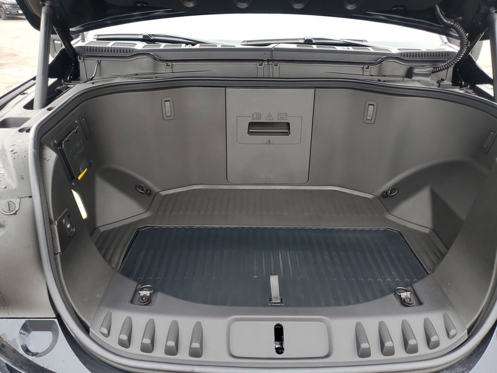 New 2025 Ford F150 Lightning Flash image 19