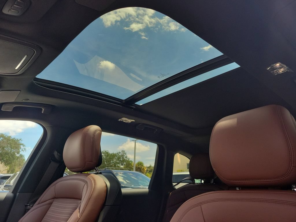New 2026 Lincoln Nautilus Reserve AWD/4WD image 18