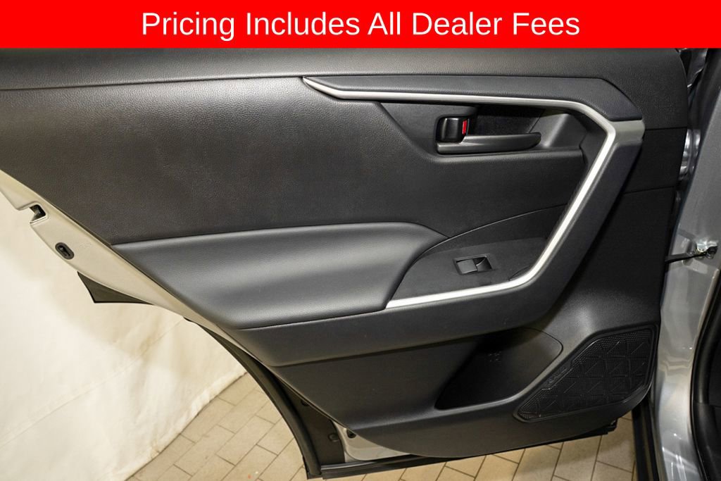 Certified 2025 Toyota RAV4 LE AWD/4WD image 8