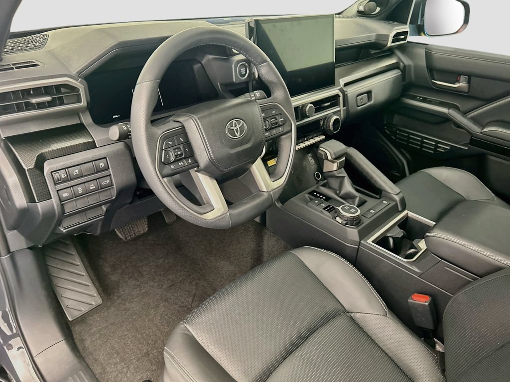 Used 2026 Toyota 4Runner Limited AWD/4WD image 9
