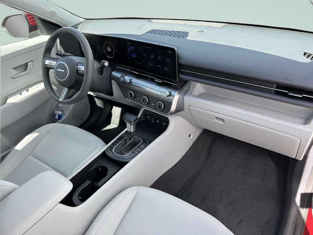 New 2027 Hyundai Kona SE FWD image 16