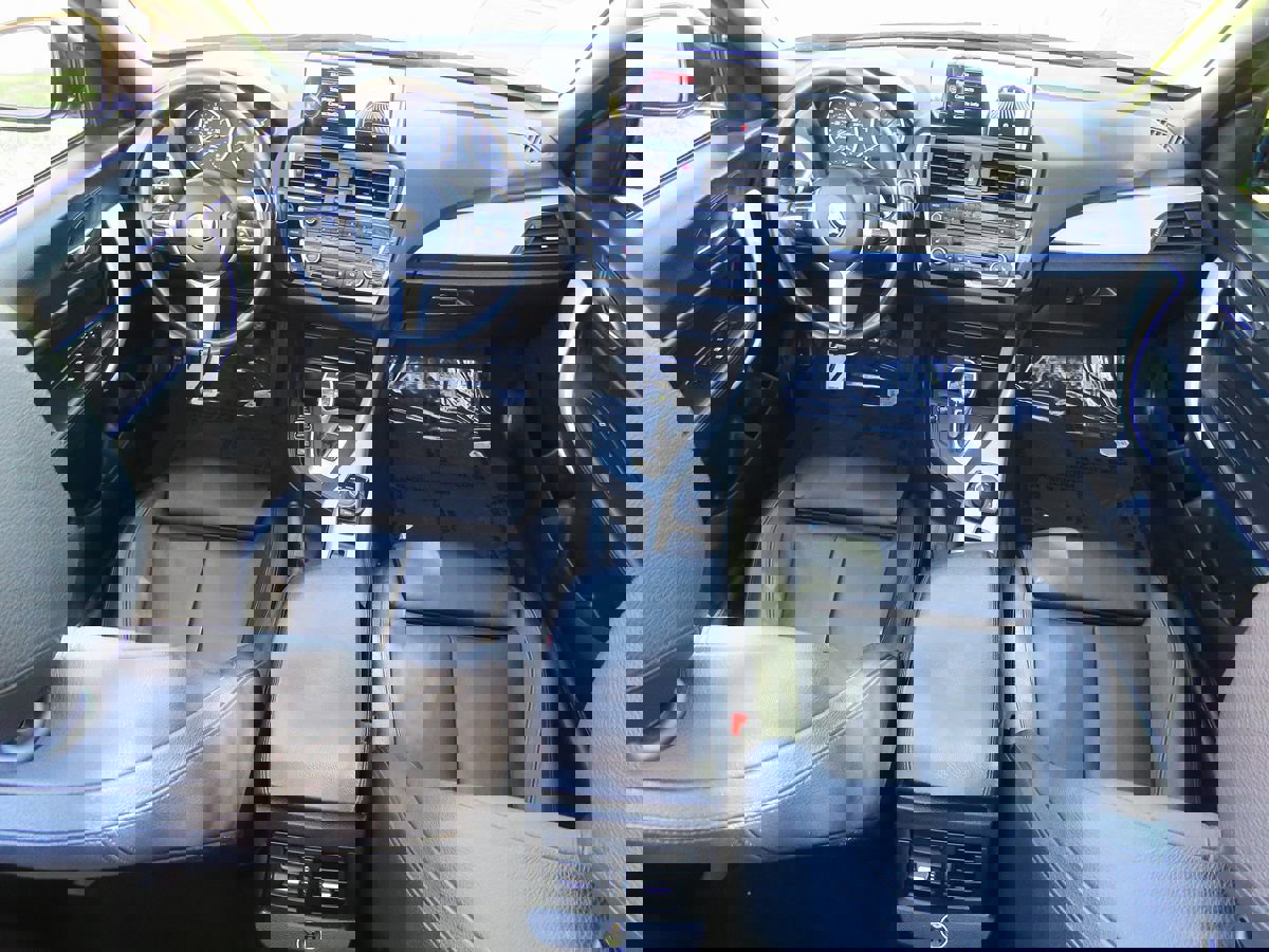 Used 2015 BMW 228i Convertible image 37