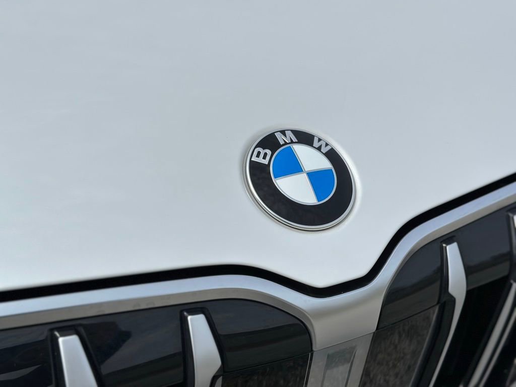 Certified 2023 BMW X1 xDrive28i w/ Premium Package image 11
