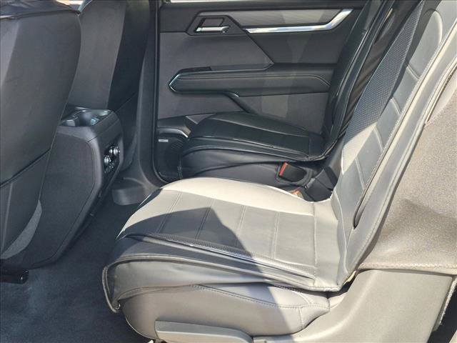 Used 2024 GMC Acadia Elevation w/ Luxury Package FWD image 15