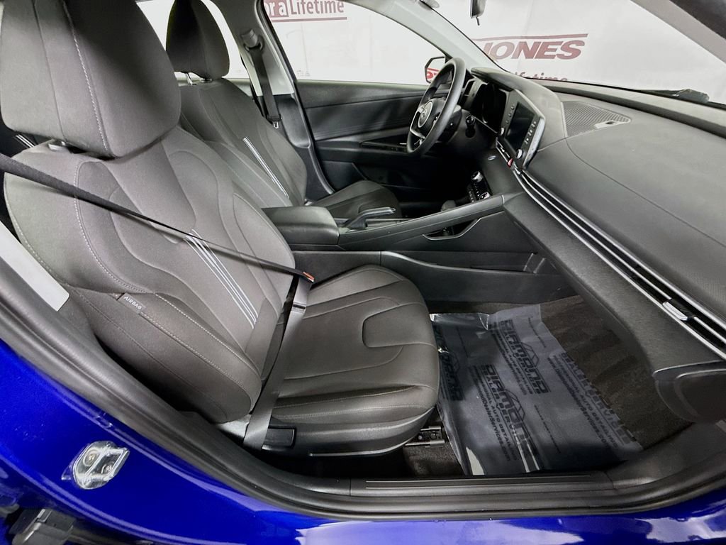 Certified 2021 Hyundai Elantra SEL image 29